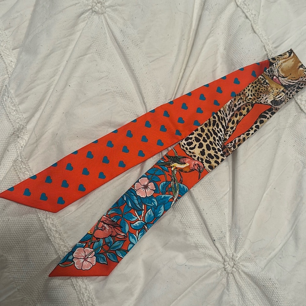 Hemes jungle love limited edition twilly